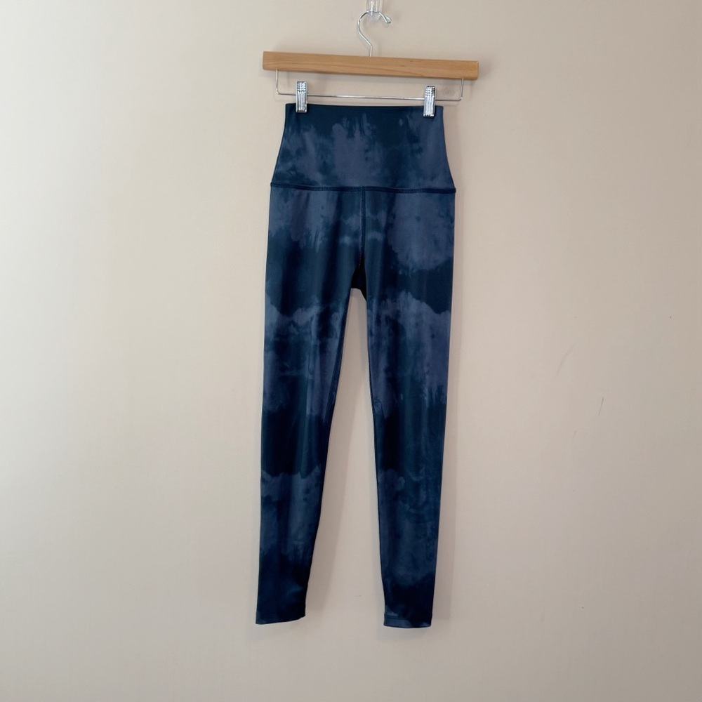 Beyond Yoga Lux High Waisted Midi Leggings in Stellar Blue Cloud Size XS